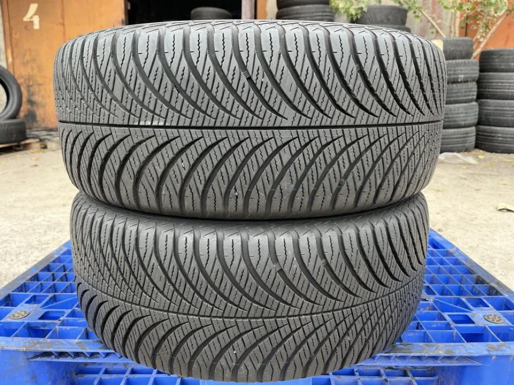 235/50 r18 Goodyear Vector 4Season Резина всесезонная