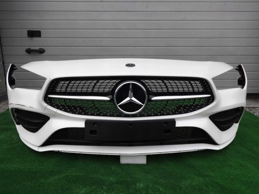 Бампер передний AMG Mercedes Benz CLA W118