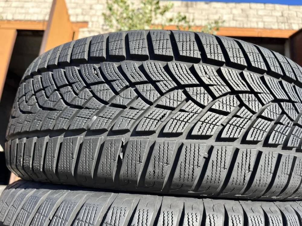 225/55 r17 Goodyear UltraGrip performance резина зимняя
