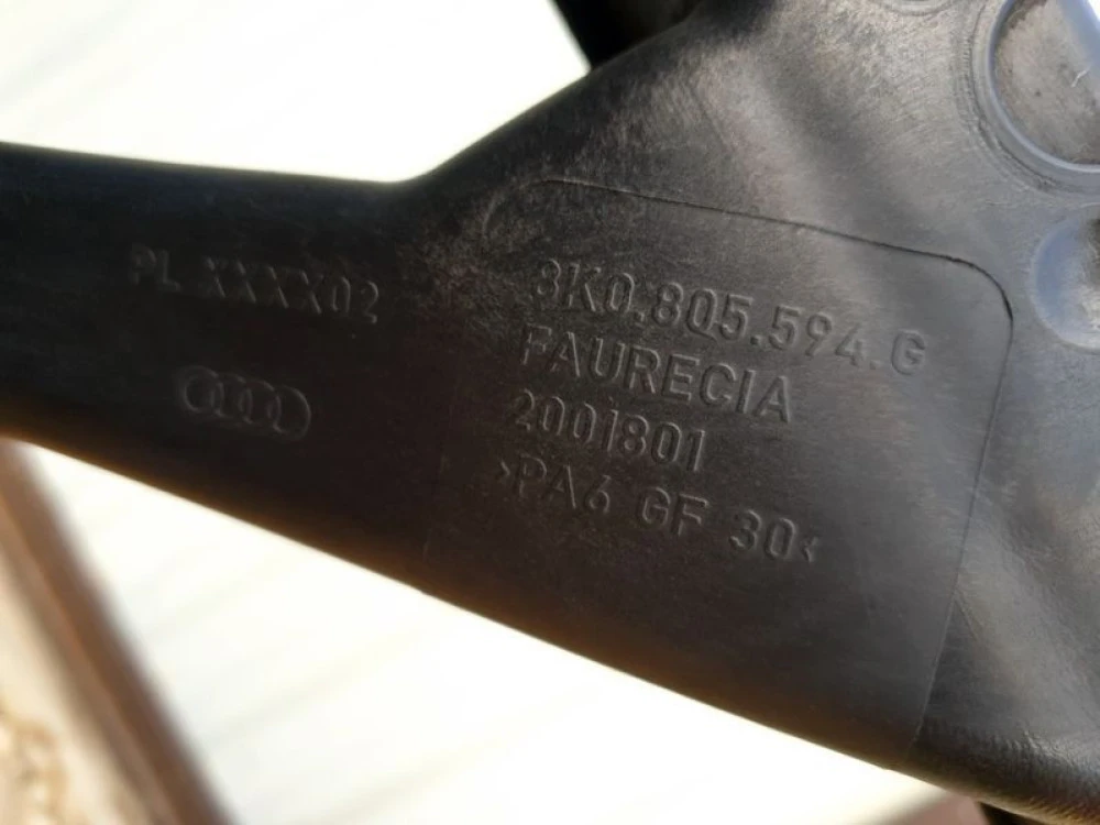 Панель передняя телевизор 8K0 805 594 G Audi Ауді A4 B8 CABB Розборка