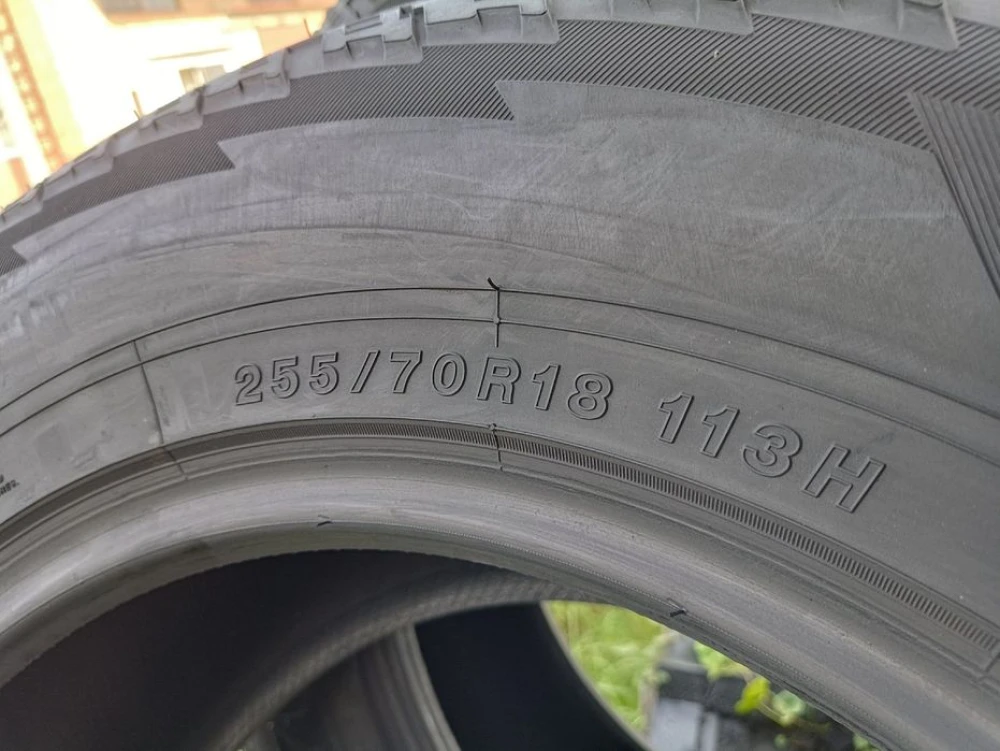 Шини Yokohama A/T 255/70 R18 резина R18