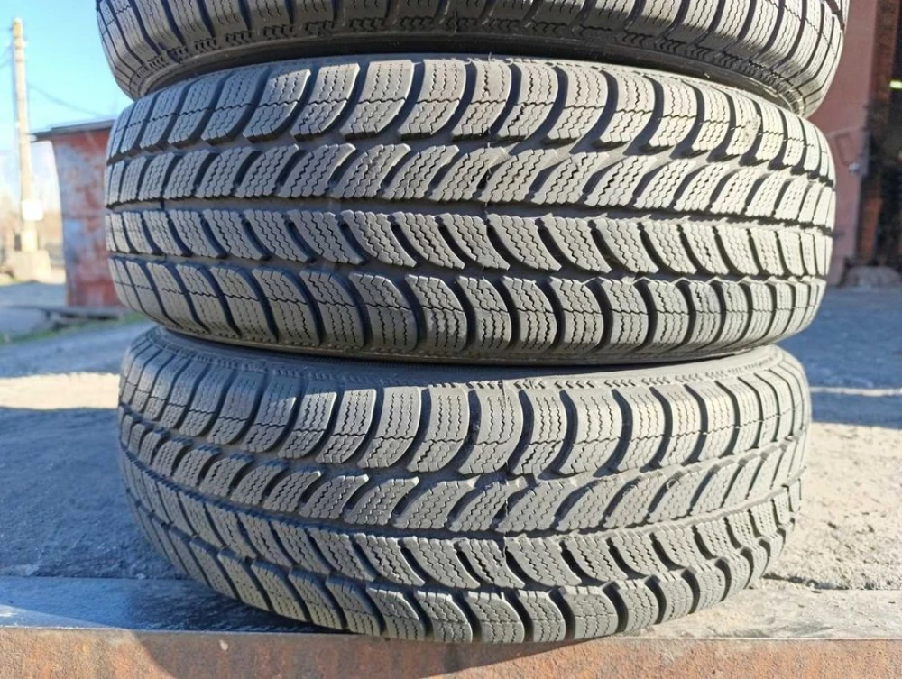 Зимові шини Debica 165/70 R14 резина Р14
