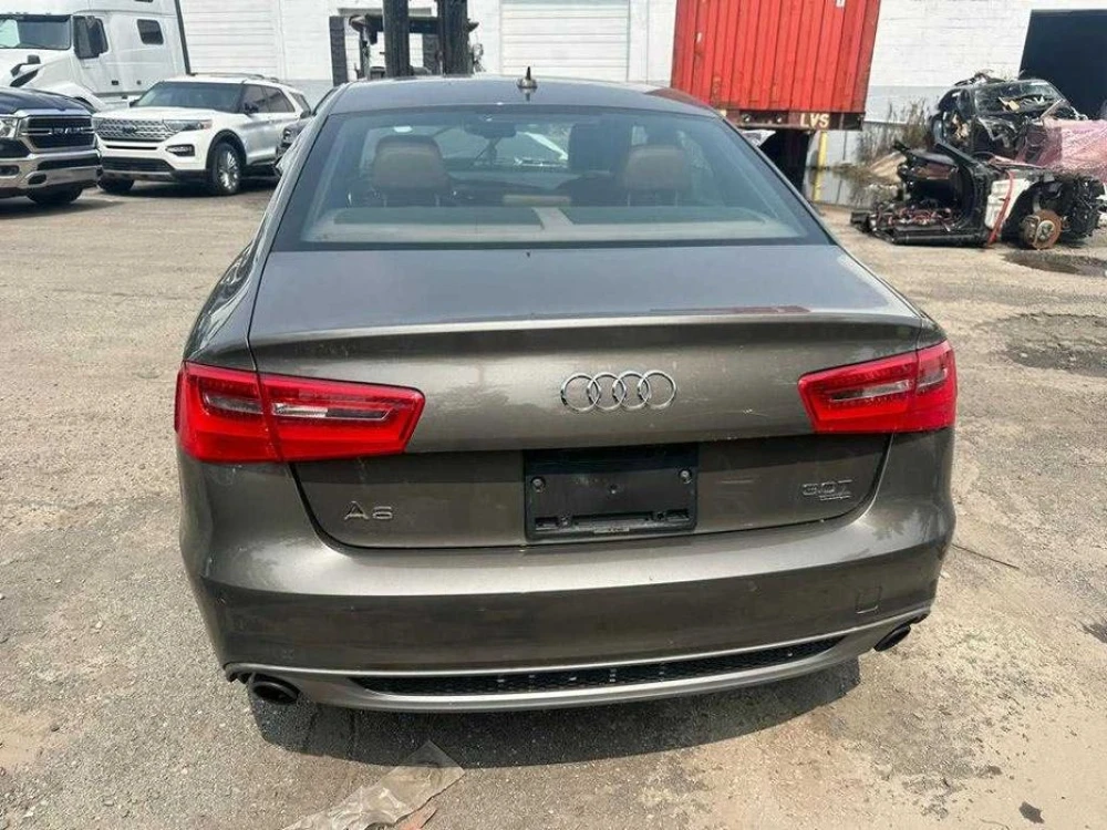 Накладка молдинг Audi A6 C7 Prestige Ауди А6 С7 Ц7 2011-2020 Разборка