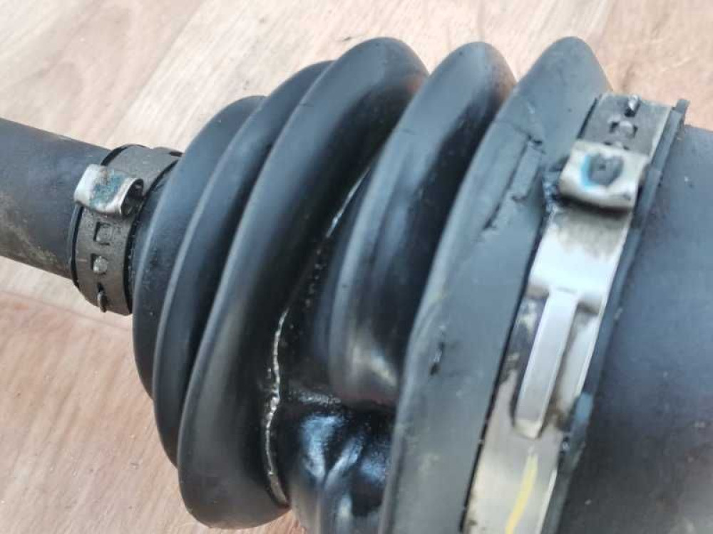 Привод полуось правая Ford Fusion 2.5 2012 +  DG913B436GE