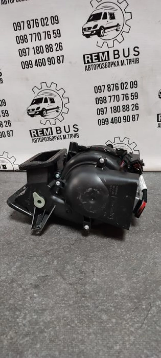 Вентилятор пічки MB ML W163 A1638300308