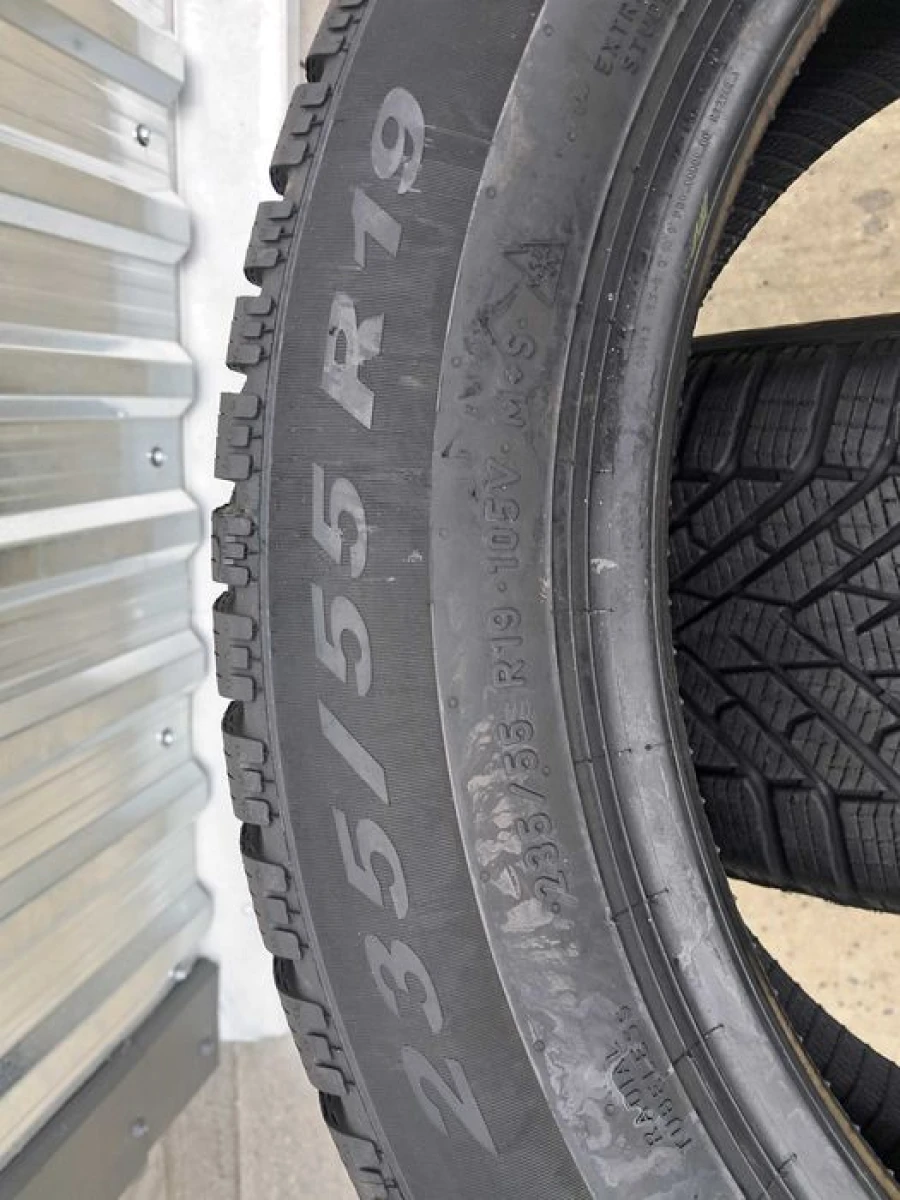 Резина зима 90% протектор Pirelli 235/55 R19 Scorpion Winter 2 DOT23
