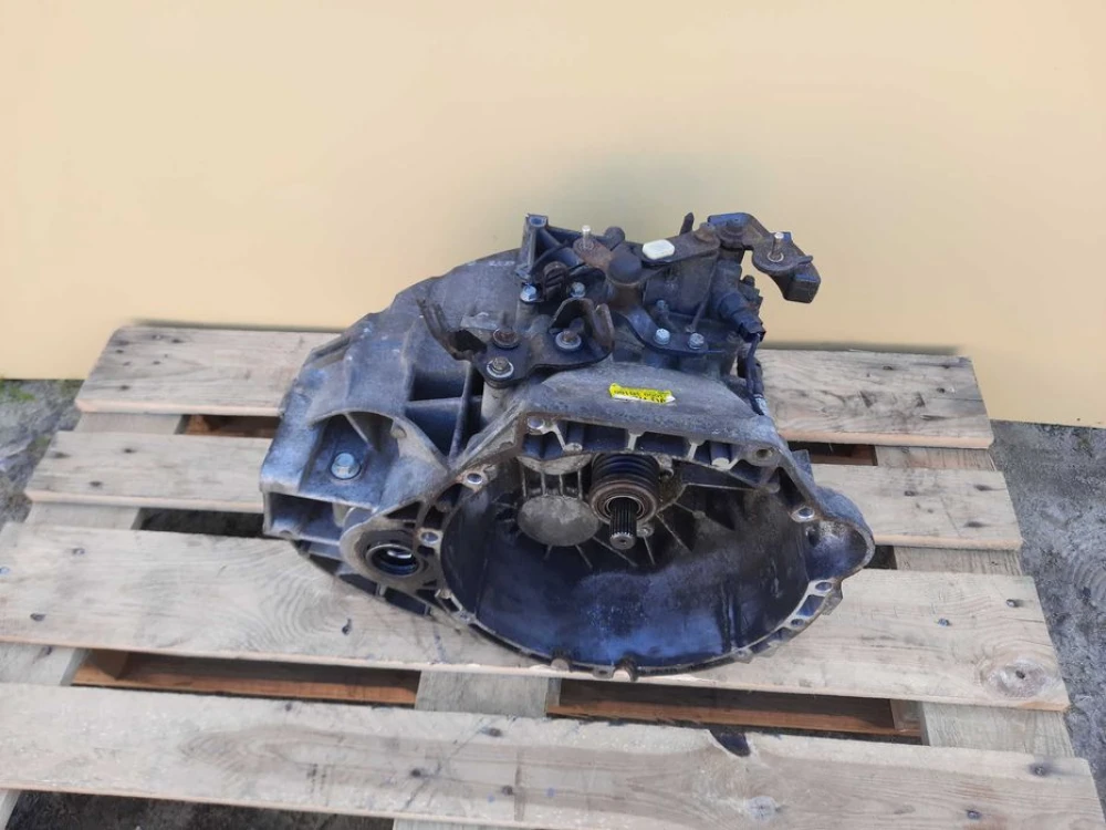 Коробка Передач 2.2 КПП 430003B100 Kia Carnival Sedona Hyundai Santa F