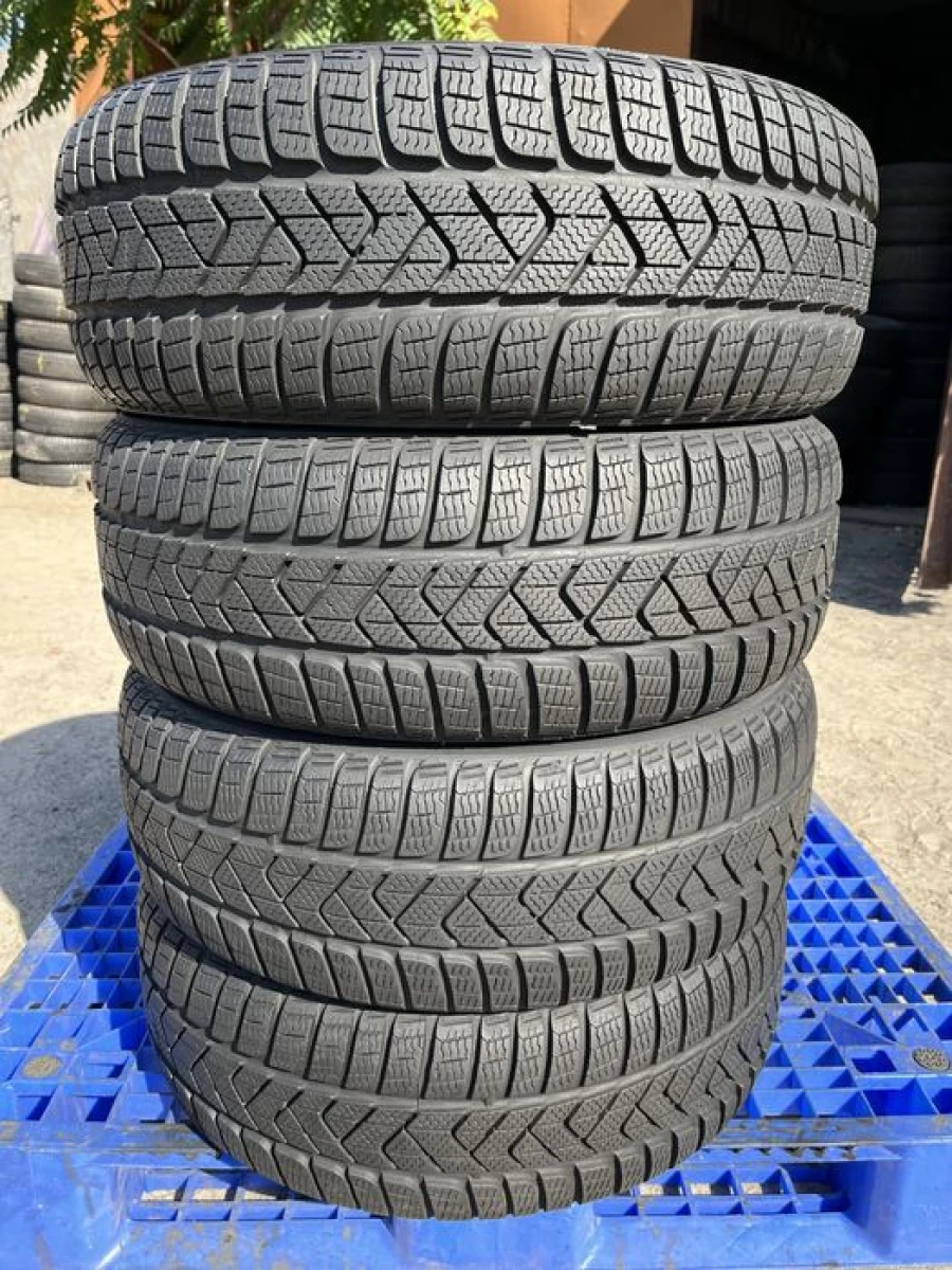 215/60 r16 Pirelli Sottozero 3 winter Резина зимняя