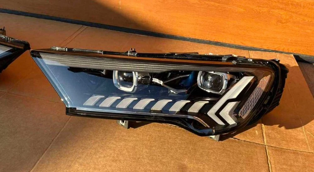 Audi Q7 фари lazer