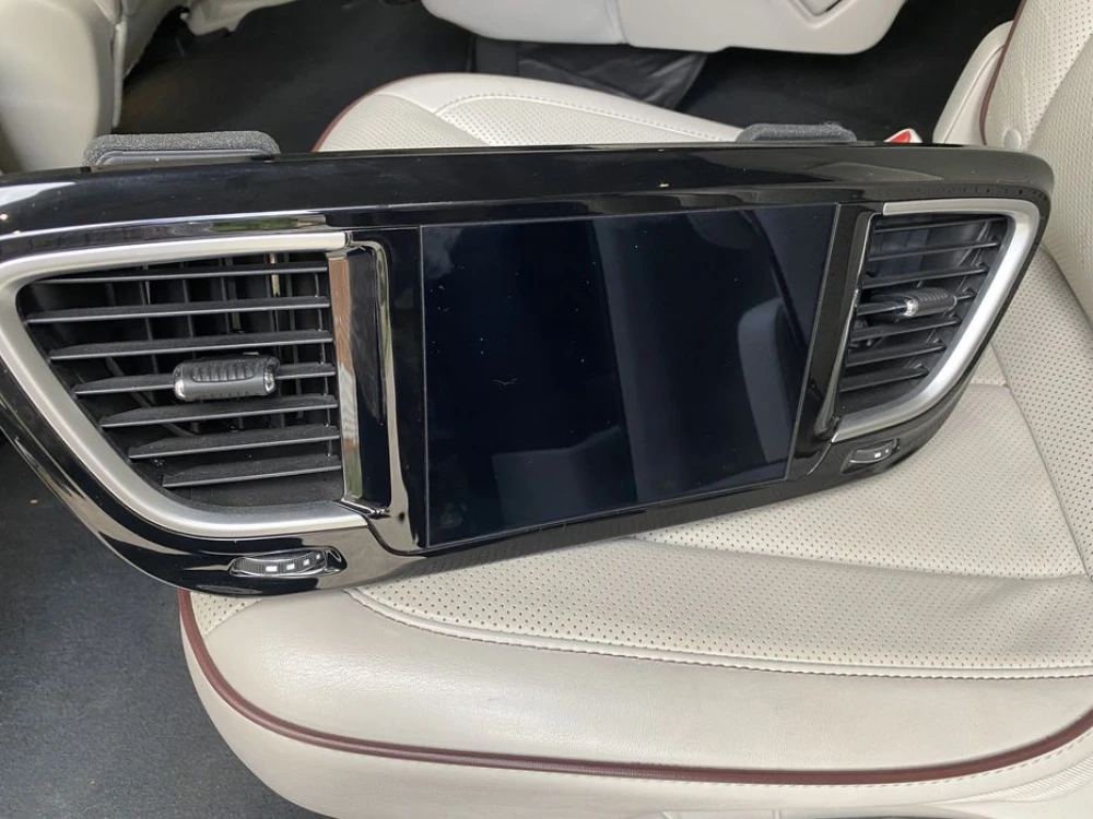 Панель приладів Спідометр Led в км. Chrysler Pacifica 16-22рік