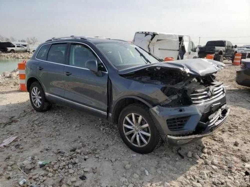 Volkswagen Touareg кузов, запчастини