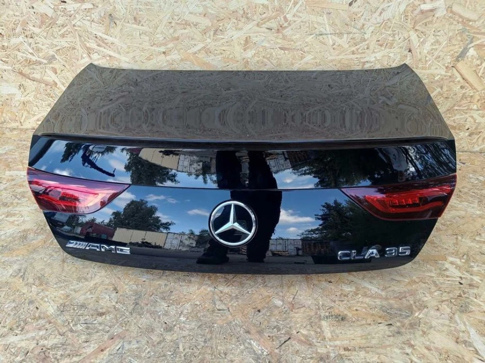 Крышка багажника Mercedes Benz CLA W118