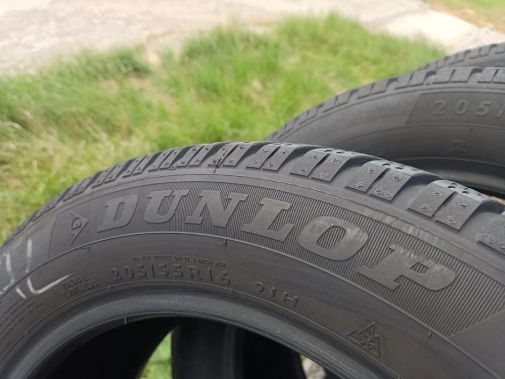 Зимові шини Dunlop 205/55 R16 резина Runflat р16