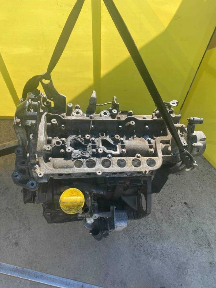 Renault Trafic двигатель 2.0 Євро рено трафик мотор Opel Vivaro двигун