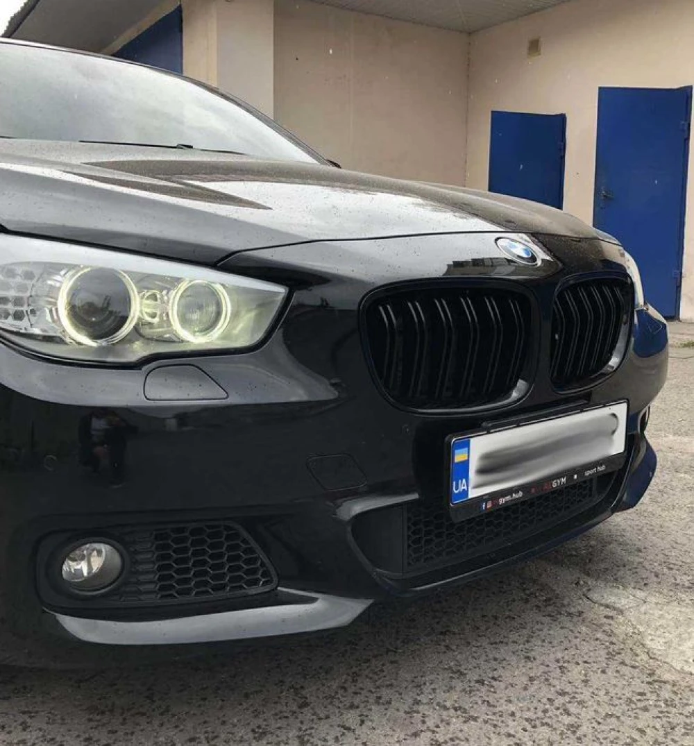 Решетки радиатора BMW F07 5 GT тюнинг ноздри решітки М