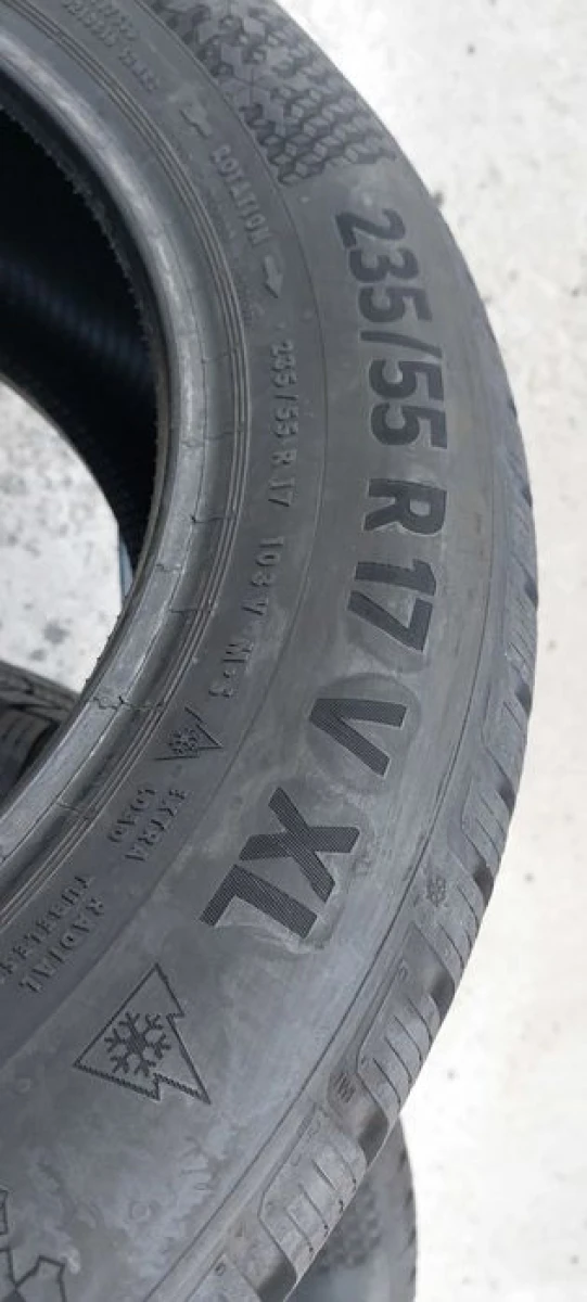 Резина зима 95% протектор Continental 235/55 R17 TS870P