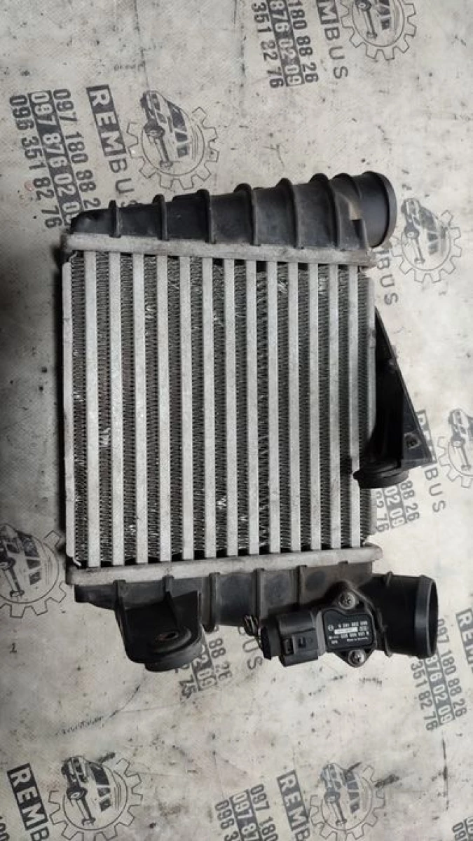 Радіатор інтеркулера Skoda Fabia Seat 1.9 6Q0145804A