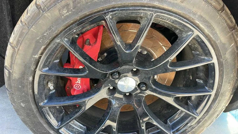 Dodge Challenger/Charger тормоза Brembo 6 поршнів