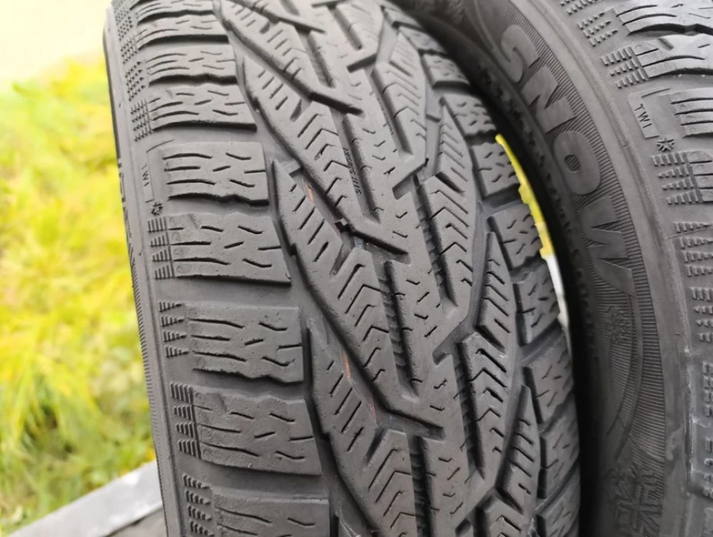 Зимові шини Kormoran 185/65 R15 резина Р15