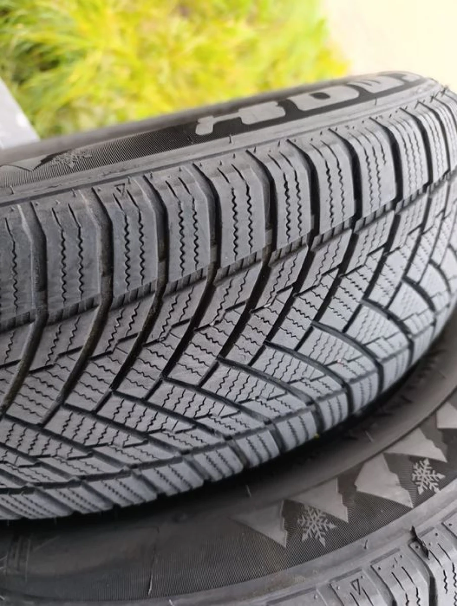 Зимові шини TRACMAX 175/70 R14