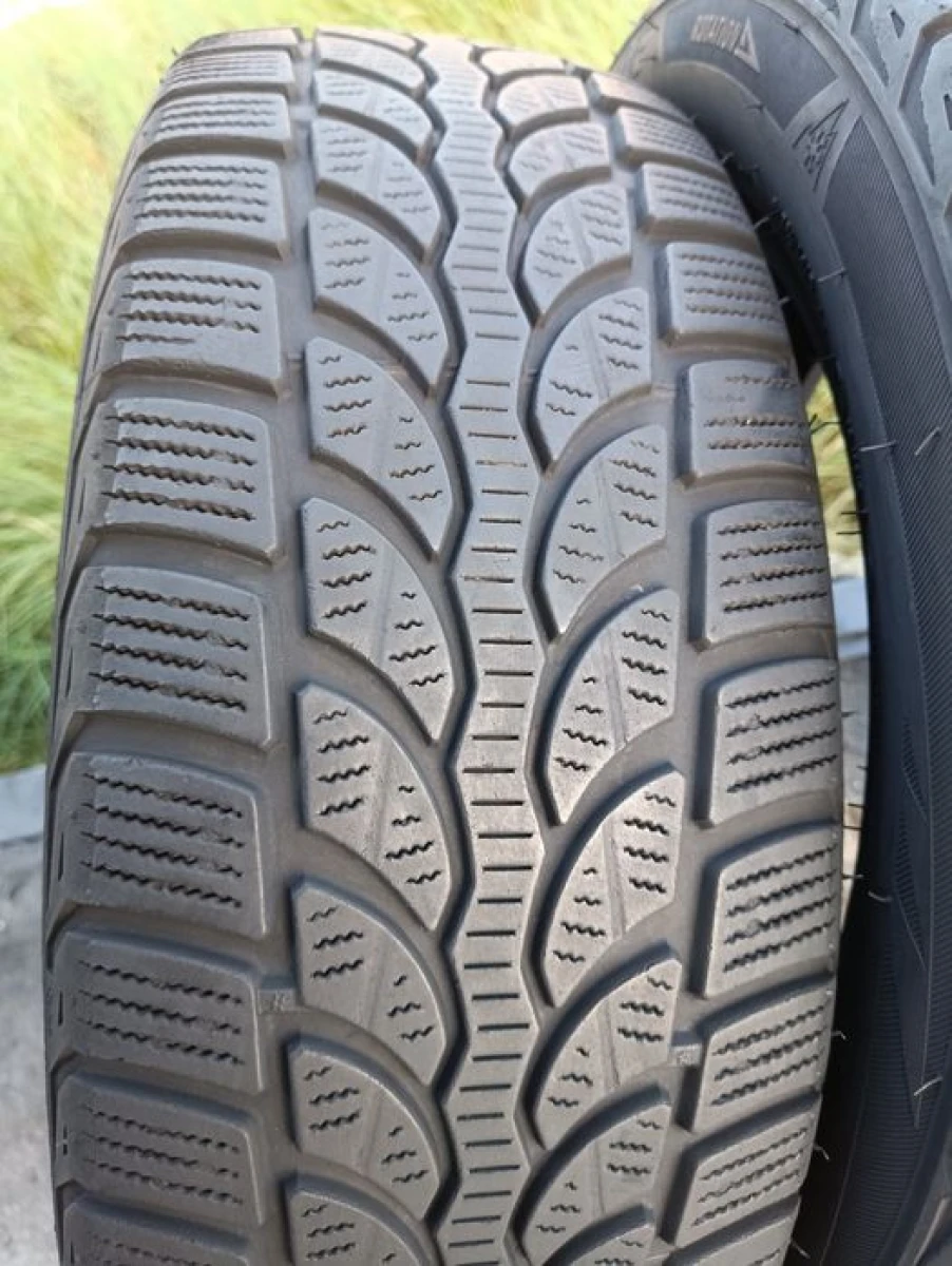 Зимові шини Bridgestone 185/60 R15 резина Р15