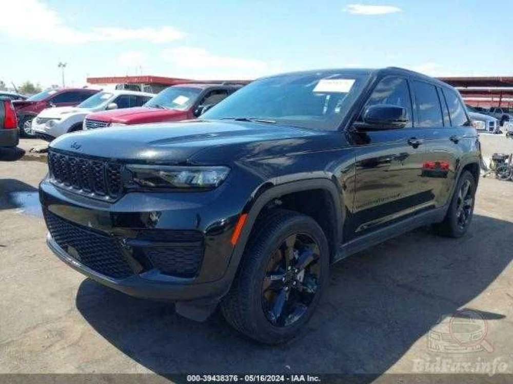 Jeep Grand Cherokee 2021 кузов, запчастини