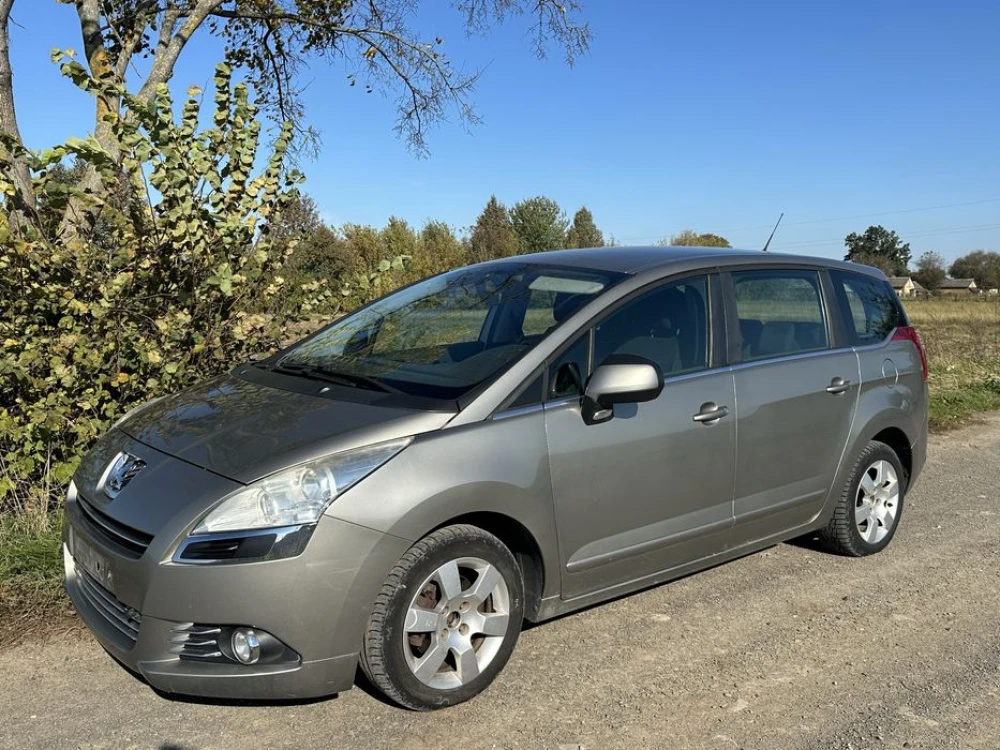 Разборка Peugeot Пежо 3008, 5008 Бампер Крило Фара Капот Двері Двигун