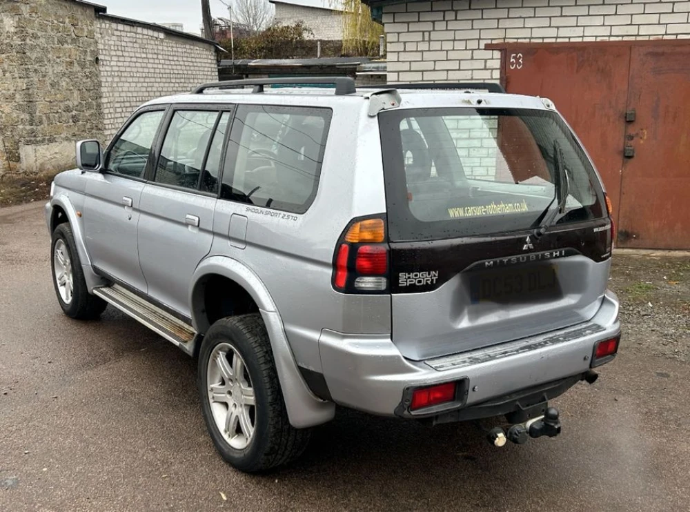 Разборка Mitsubishi Pajero Sport 2.5d розбірка шрот запчасти б/у