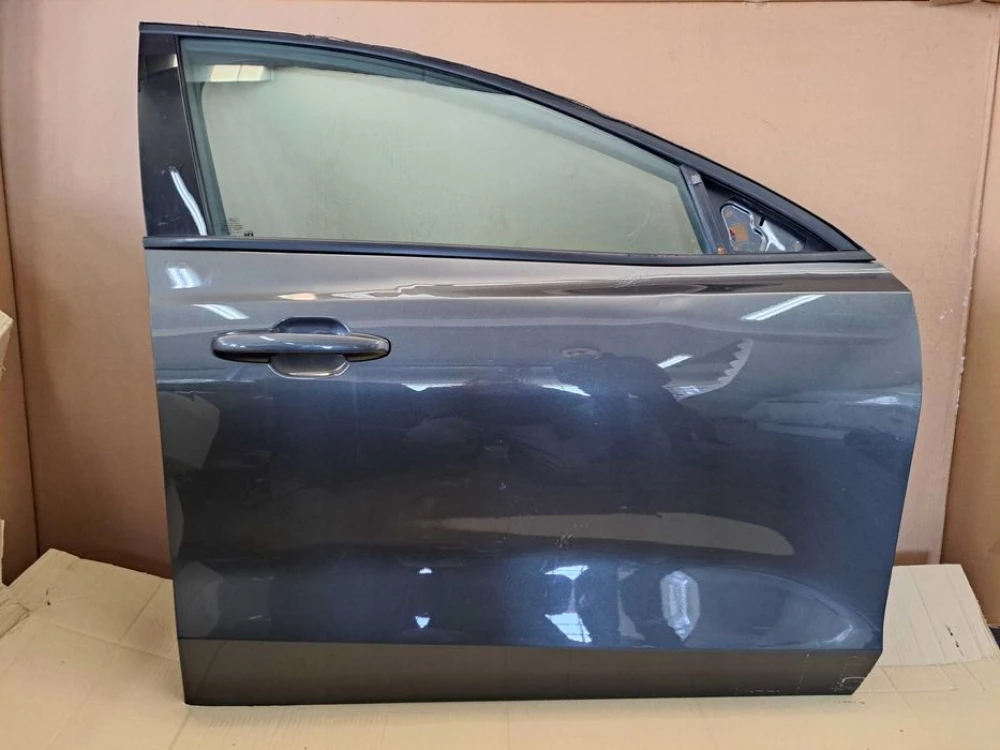 Двери передние задние правые левые Ford Focus MK4
