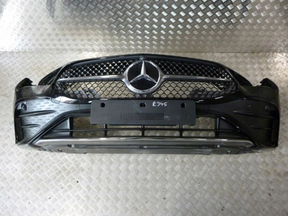 Бампер передний AMG Mercedes Benz CLA W118