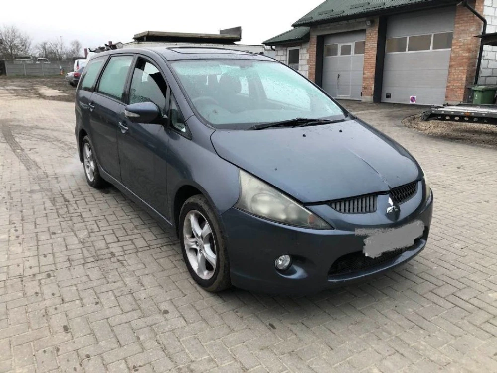 б/у запчасти,двері крила.криша Mitsubishi Grandis 2006p, Грандіс