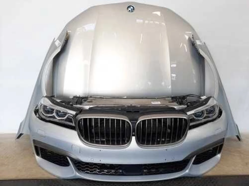 Бампер  BMW 7 G11 X04 2015-2018 капот/фари БМВ