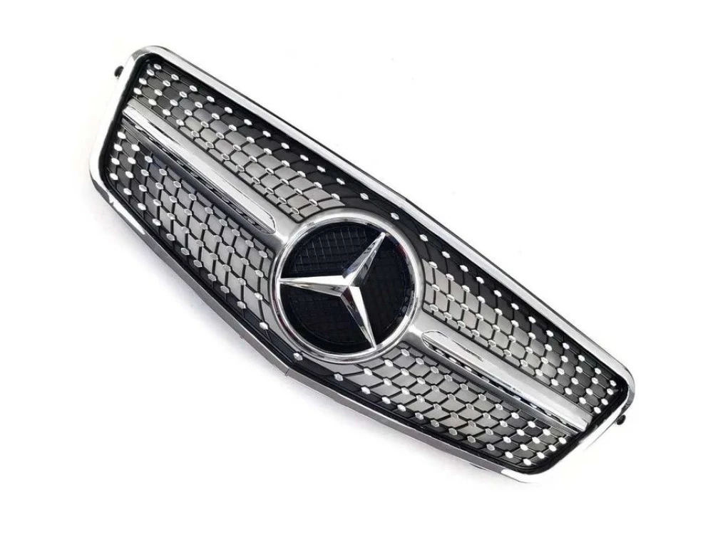 Решетка радиатора mercedes  E W212 2009-2013год Diamond Silver