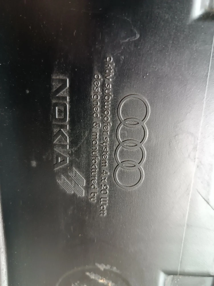 Сабвуфер Audi A4 B5 УНИВЕРСАЛ 2752555957