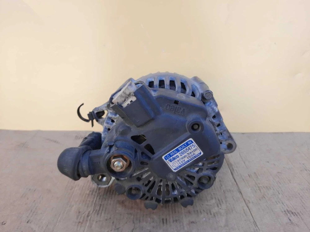 Генератор 2.0 Kia 2655475 Hyundai 2.2 120A. 37300-2a110
