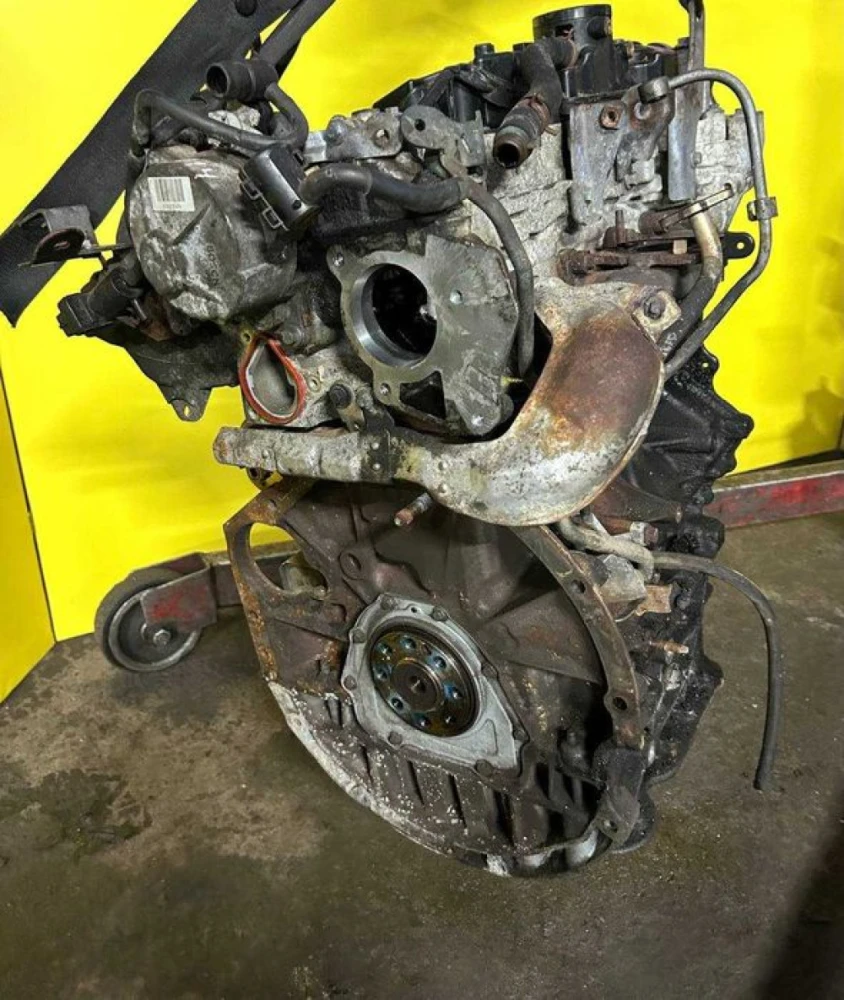 Двигун Renault Trafic 2.0 Євро 4 двигатель Трафик мотор vivaro Виваро