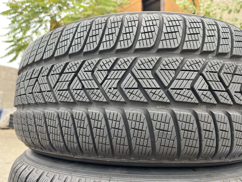 255/55 r18 Pirelli Scorpion Winter RSC Резина зимняя