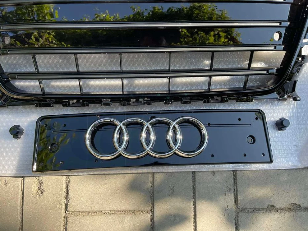 Решетка радиатора Audi A3 8V (12-16) тюнинг стиль S3 RS3