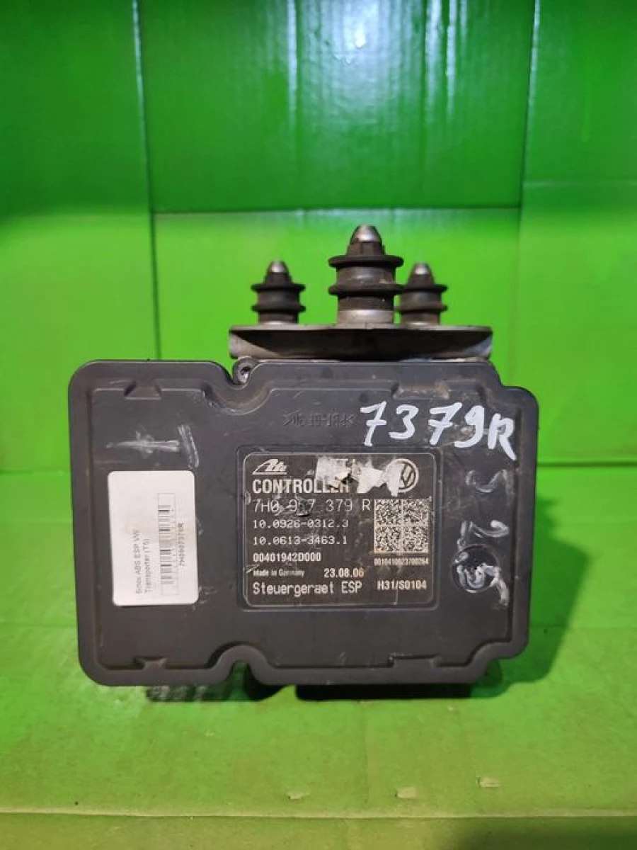 Блок управління ABS VW T5 7H0907379R