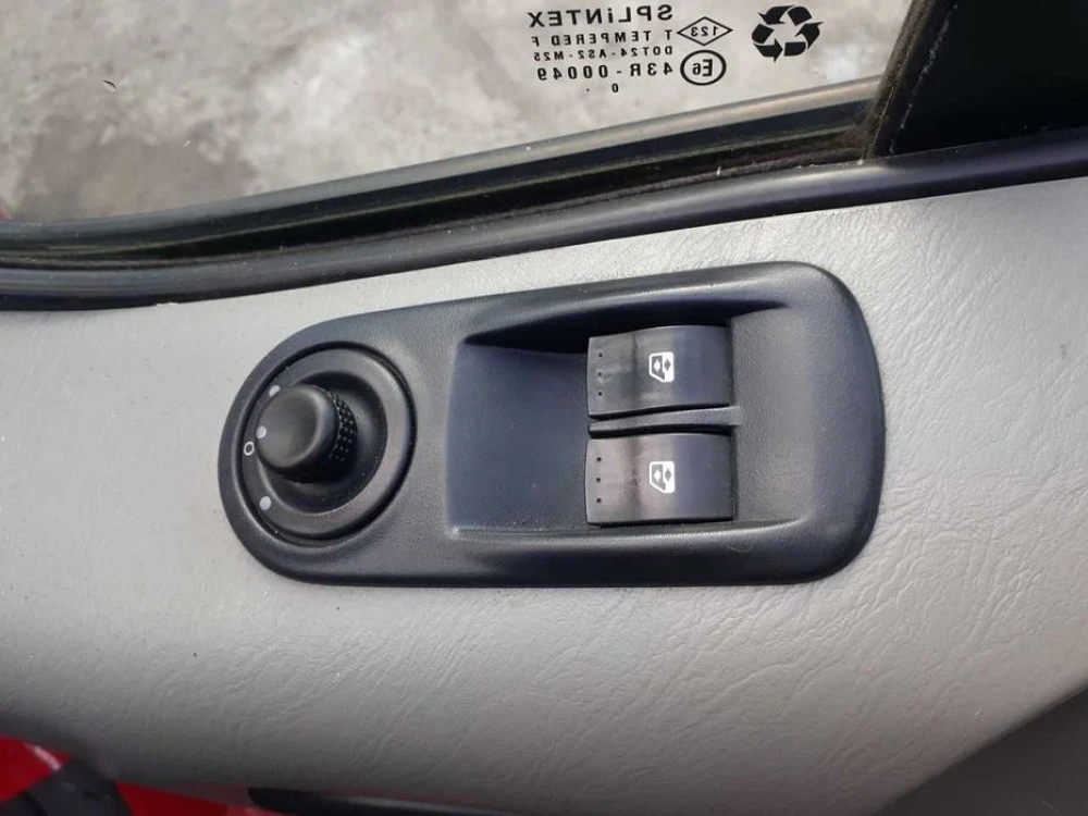 Розборка Trafic 2 Разборка Трафик 2 Розбірка Крило Панель Турбіна