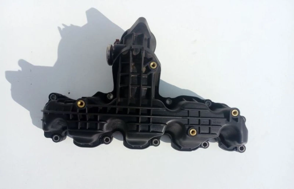 Впускной коллектор 03L 129 711 AL 1.6 TDI Volkswagen Passat B7 Colf 6