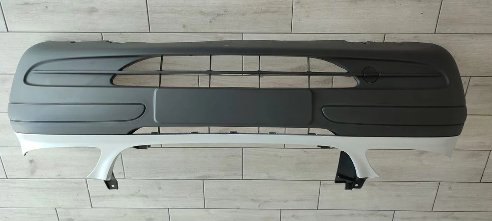 Бампер передній новий MB Vito W639