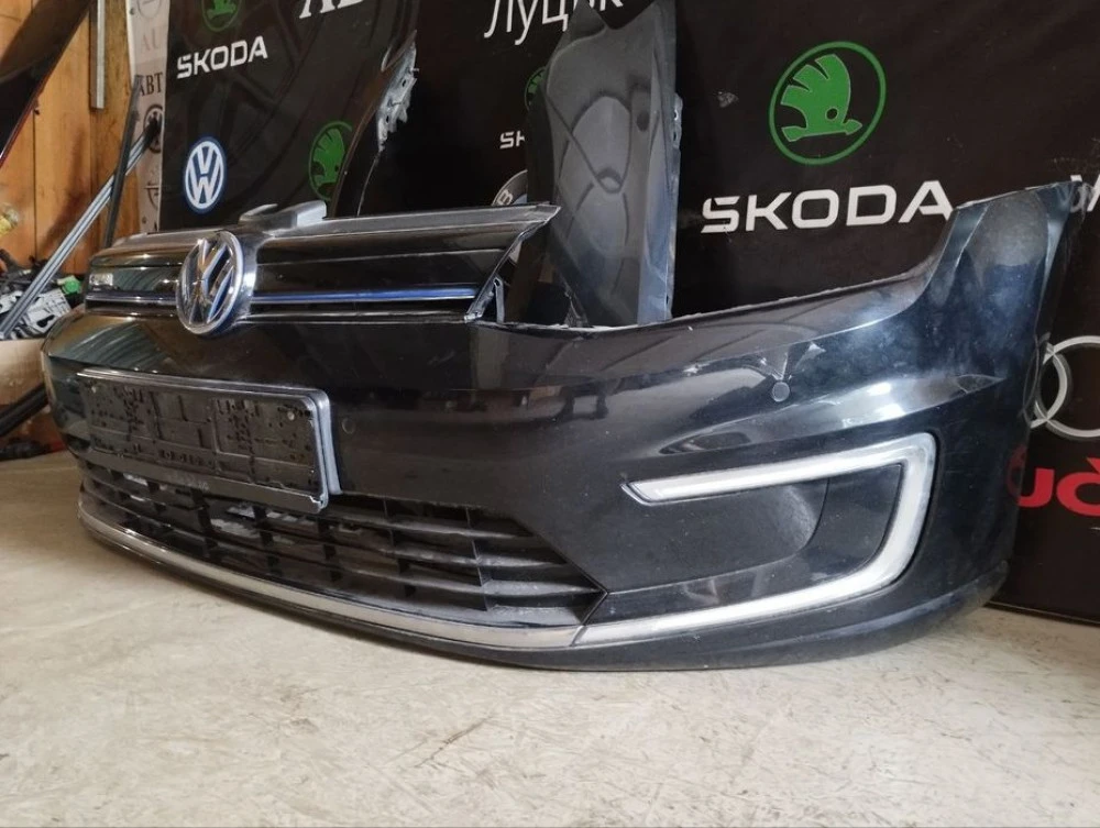 Бампер передний фара фары крыло крилья е гольф гольф 7 VW E Golf LC9X