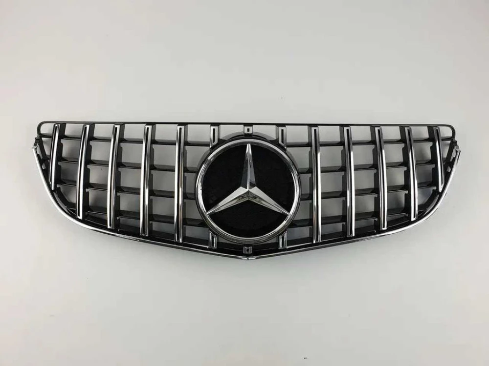 Решетка mercedesE-W207 14-17г.GTстиль(ChromeBlack FACE LIFT)без камеры