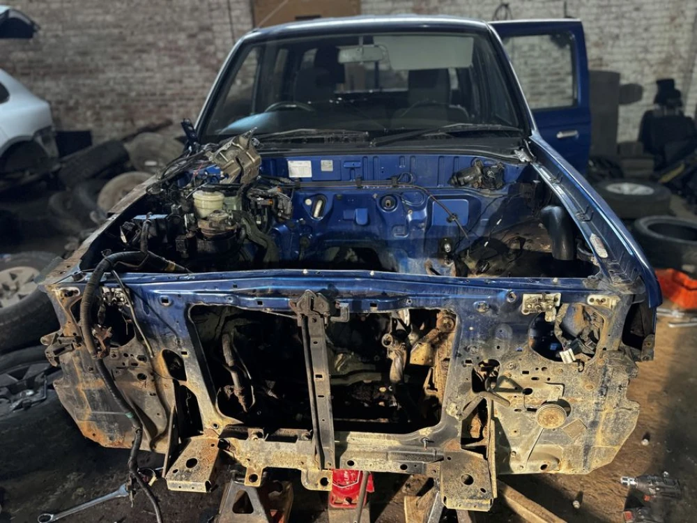 Кабіна Ford Ranger 02-06р телевизор Форд Рангер
