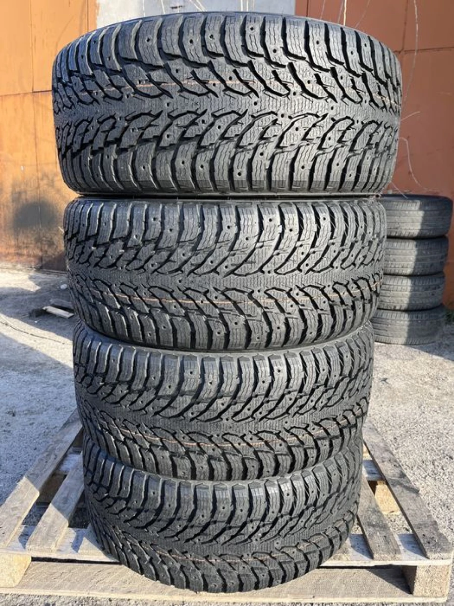 285/45 r21 Nokian Hakkapeliitta 9 SUV Резина зимняя НОВАЯ