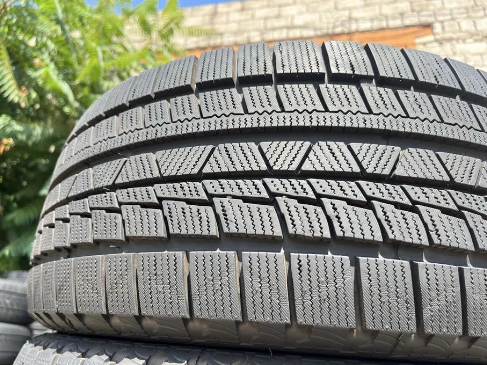 235/45 r18 Firemax FM805 Резина зимняя 22 год