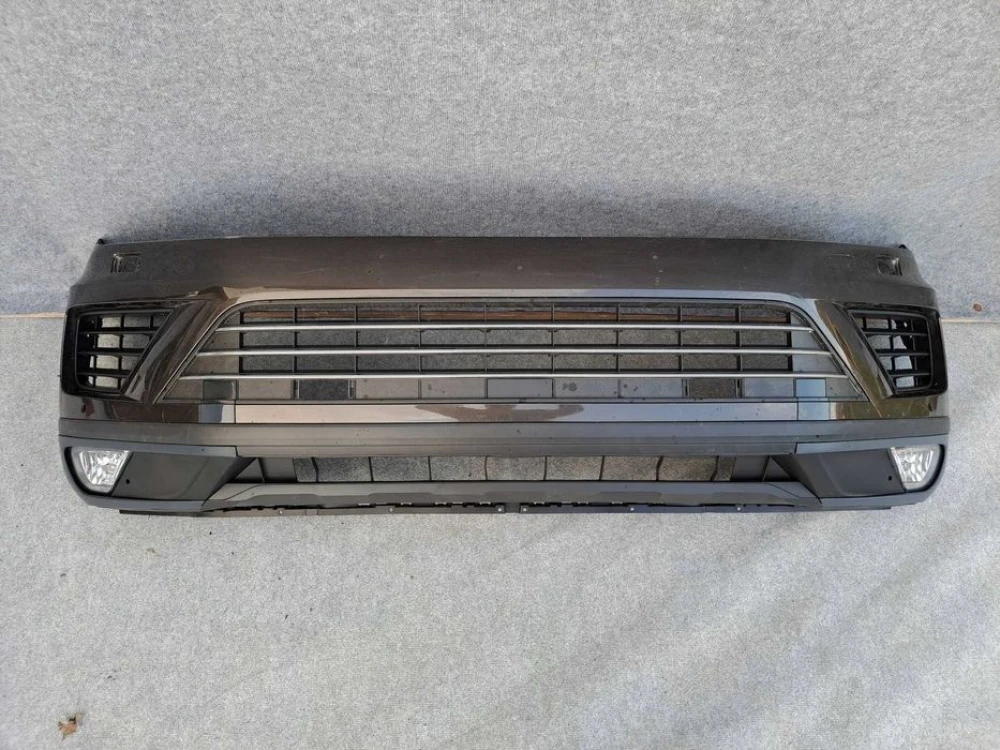 Бампер передний Volkswagen Touareg II 7p R-line