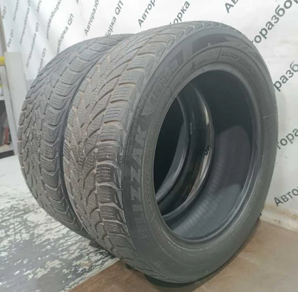 Шины (резина) 205 55 16 зима Bridgestone Blizzak (пара покрышек, 2 шт)