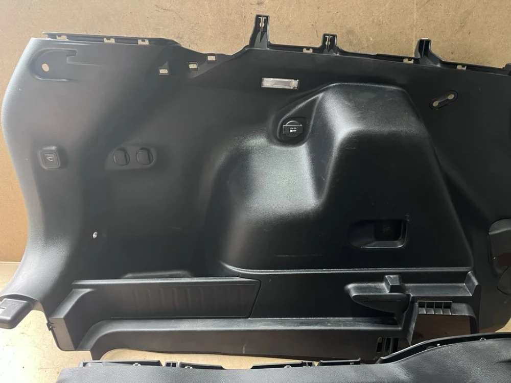 Карта багажника обшивка jeep cherokee kl 2018 2019 2020